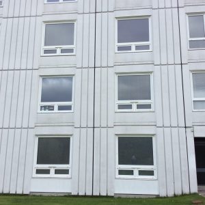 Betonreparationer på facade: Betonreparationer på facader i lejlighedskompleks
